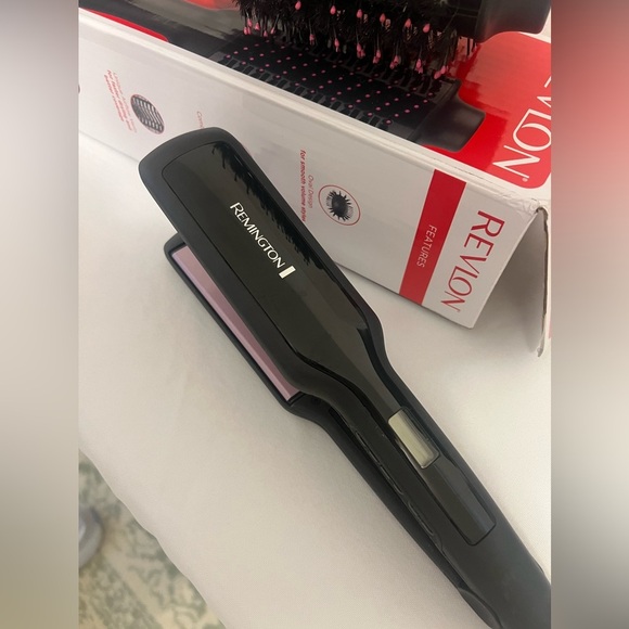 Revlon Salon Hair Dryer and Volumizer & Remington Hair Straightener bundle - Picture 7 of 7